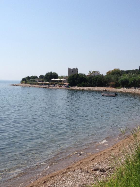 Janis Home Храни Номер фото