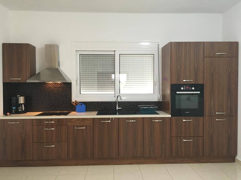 Janis Home Храни Экстерьер фото